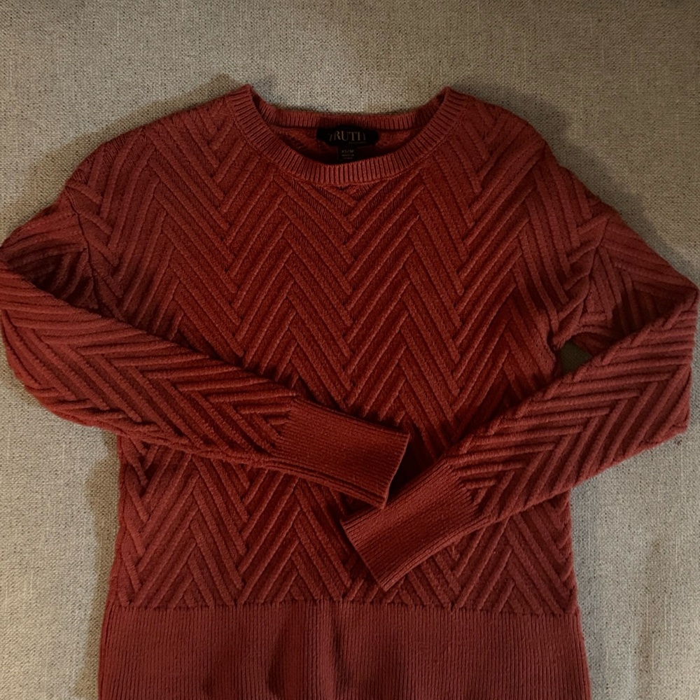 Truth By Republic burnt orange sweater